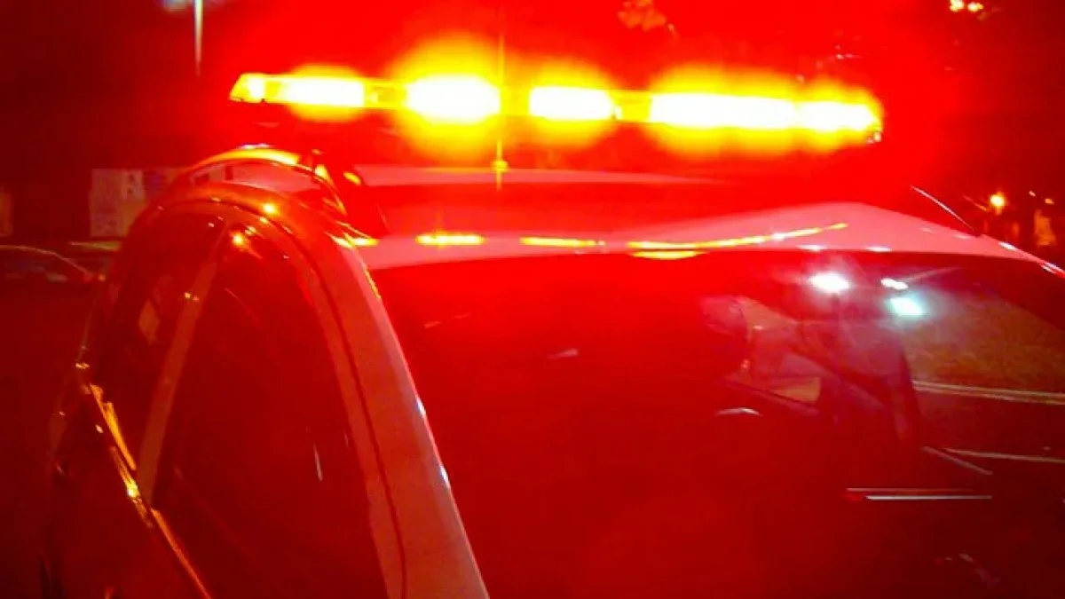 Grupo joga bomba em bar por "desafio" e deixa 3 clientes feridos em Goiânia
