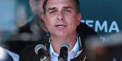 Candidato à Presidência Flávio Bolsonaro durante ato de campanha em Esteio, no Rio Grande do Sul Foto: Reuters