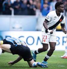 Thiago Mendes comemora o gol que abriu o caminho da virada – Foto: Matheus Lima / Vasco / Jogada10