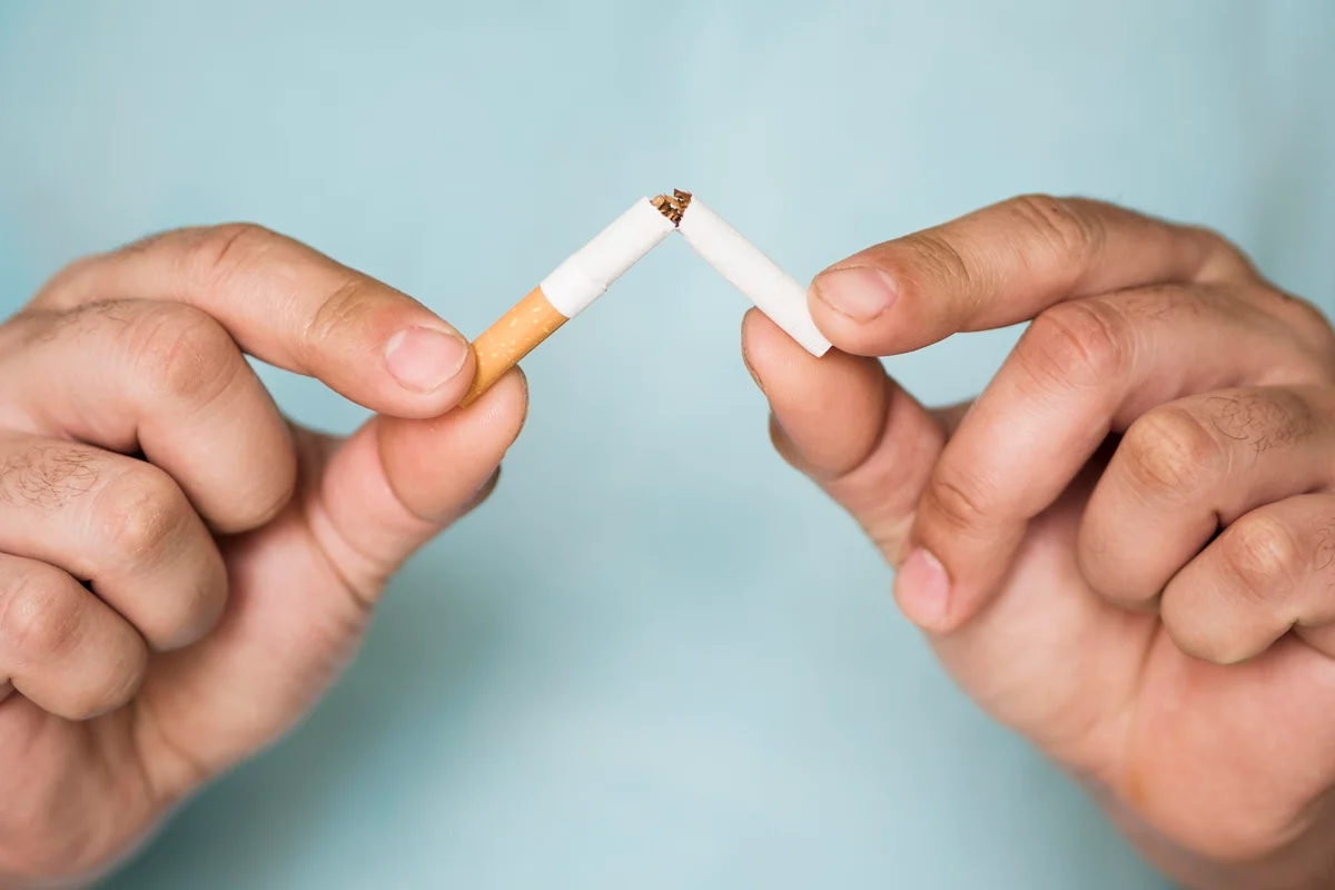 Fetiche em cigarro: busca por conteúdo cresce 58% e gera alerta sobre saúde