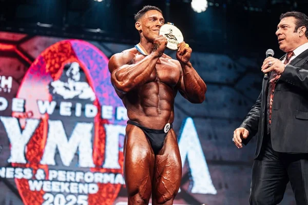 Ramon Dino bate peso e vai disputar o bicampeonato no Mr. Olympia - destaque galeria