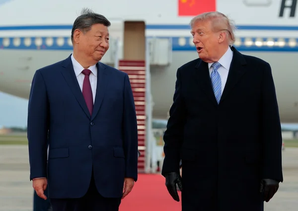 Xi Jinping pede a Trump que EUA não apoie a independência de Taiwan
