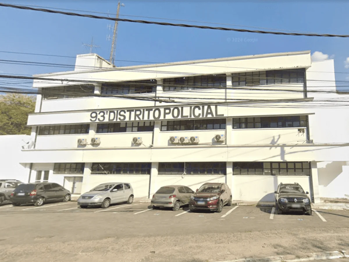 Filho de 8 anos liga para a PM e salva a mãe e 3 irmãos após ataque do pai
